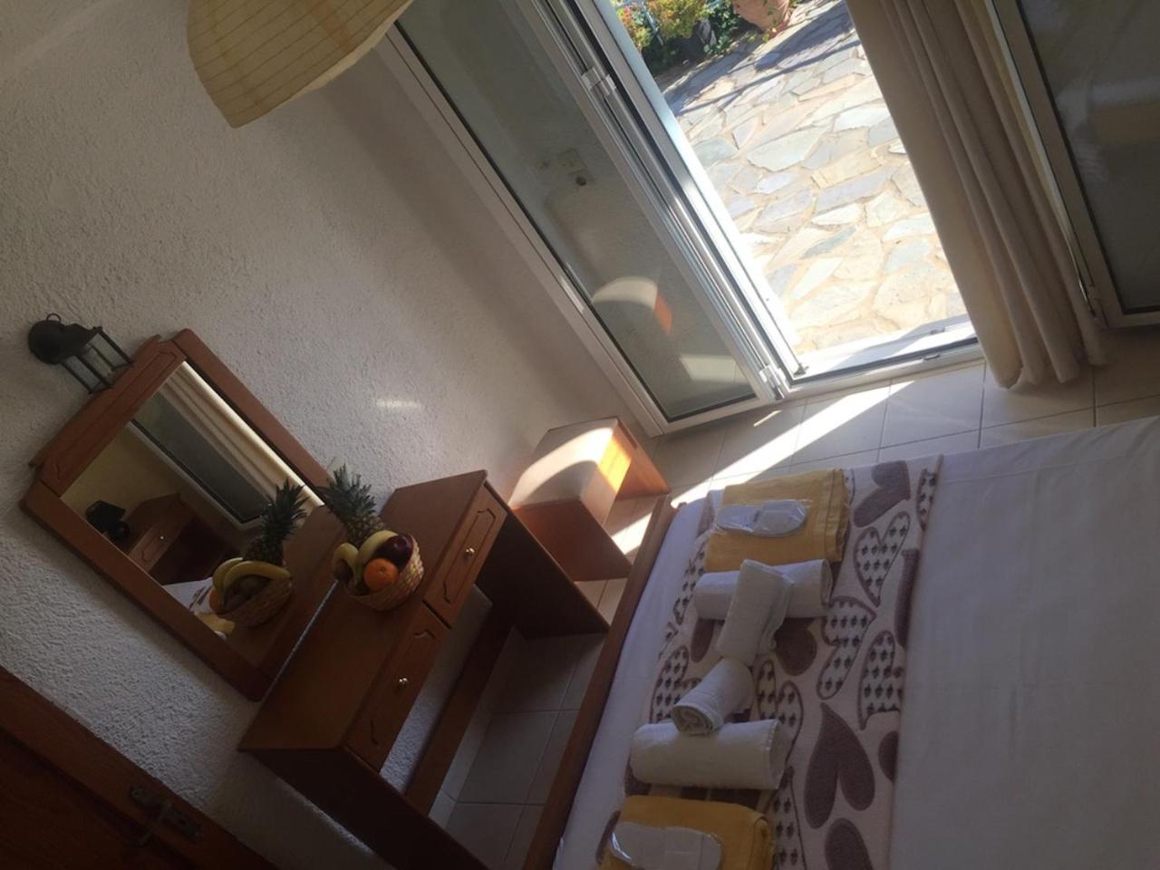 Asimina Apartment Istro Bagian luar foto