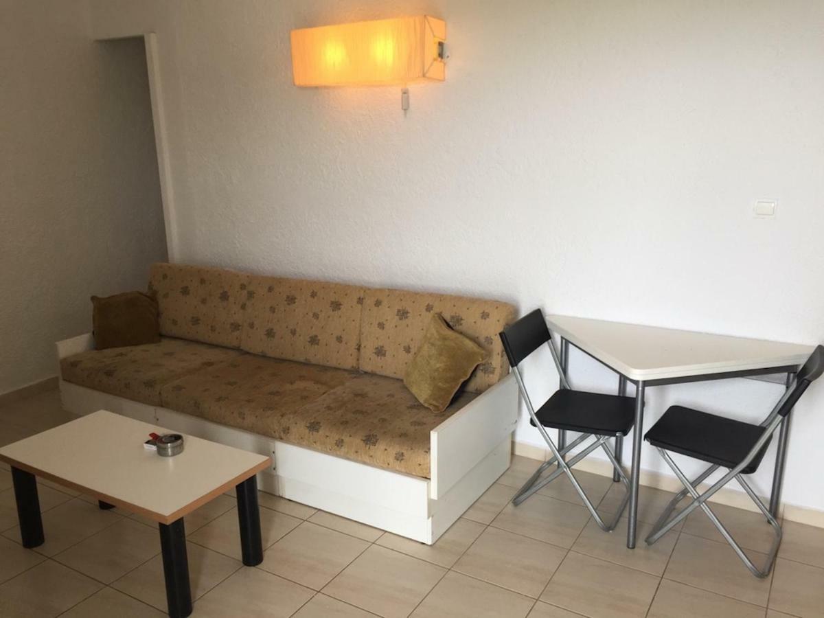 Asimina Apartment Istro Bagian luar foto